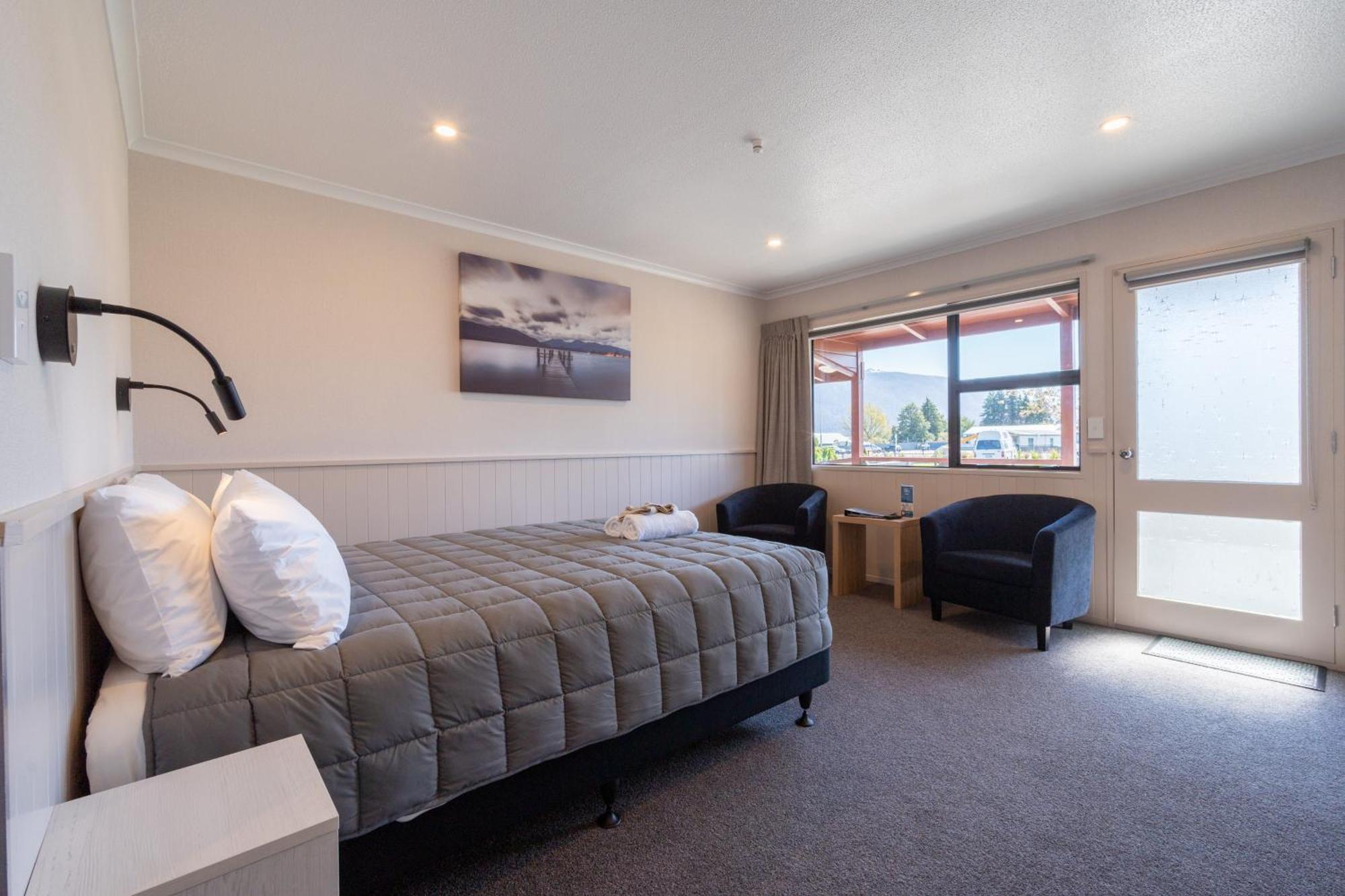 Te Anau Top 10 Holiday Park And Motels מראה חיצוני תמונה