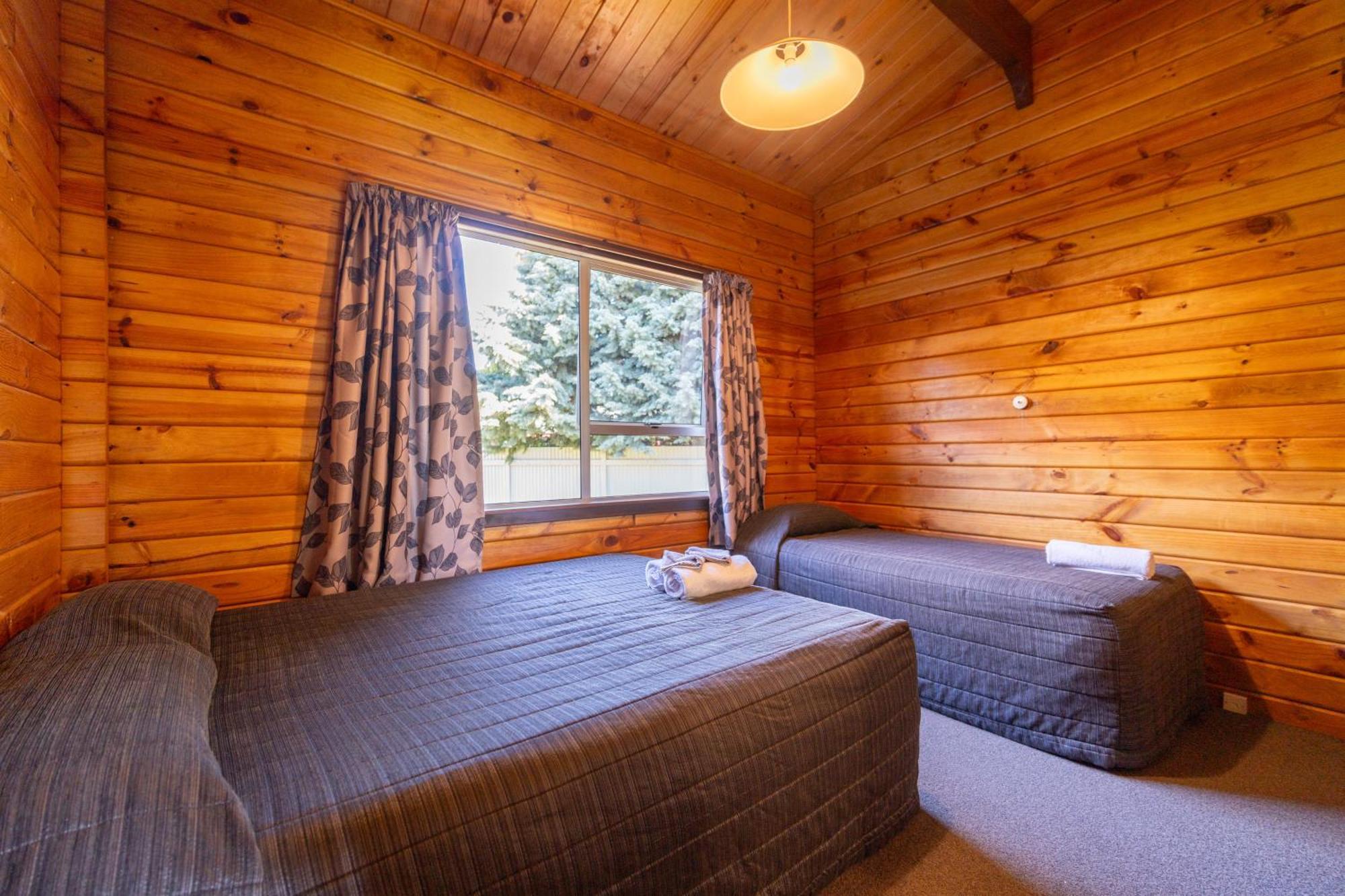 Te Anau Top 10 Holiday Park And Motels מראה חיצוני תמונה