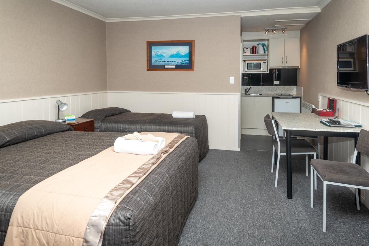 Te Anau Top 10 Holiday Park And Motels מראה חיצוני תמונה