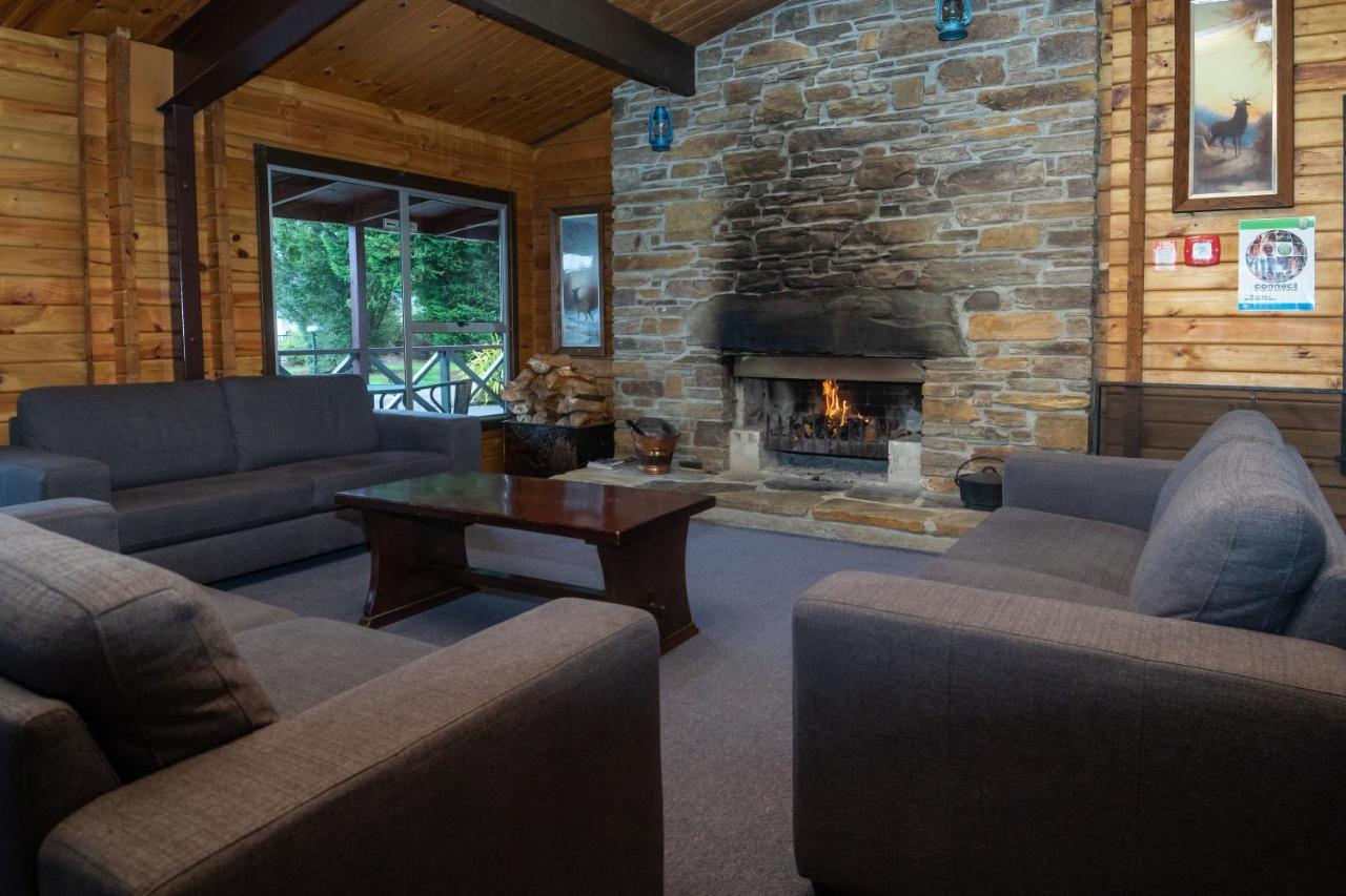 Te Anau Top 10 Holiday Park And Motels מראה חיצוני תמונה