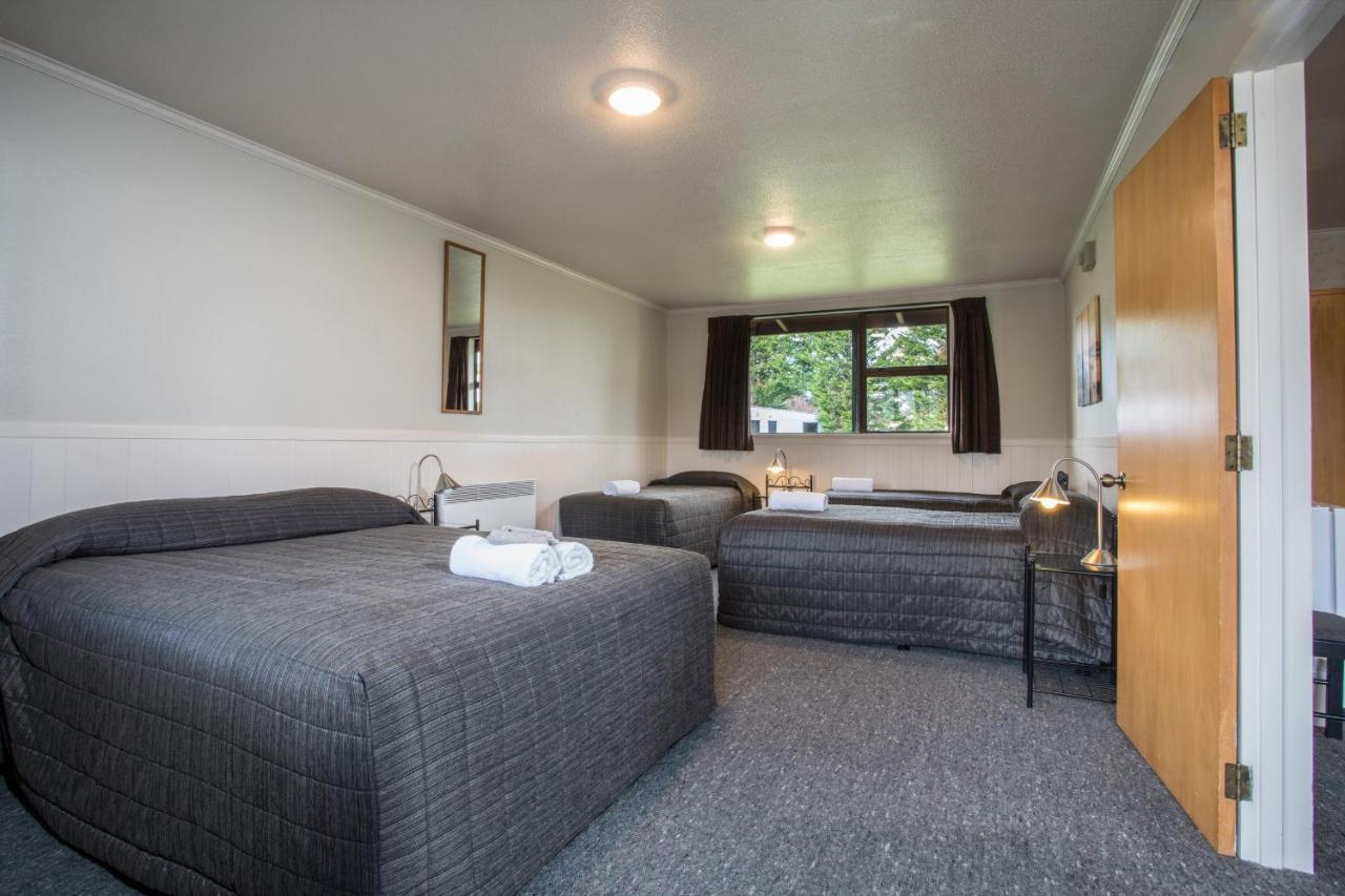 Te Anau Top 10 Holiday Park And Motels מראה חיצוני תמונה